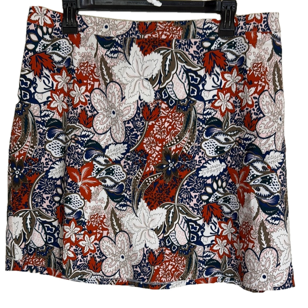 Margaret M White and Blue  Floral Paisley Mini Pencil Skirt Casual SKU0169
